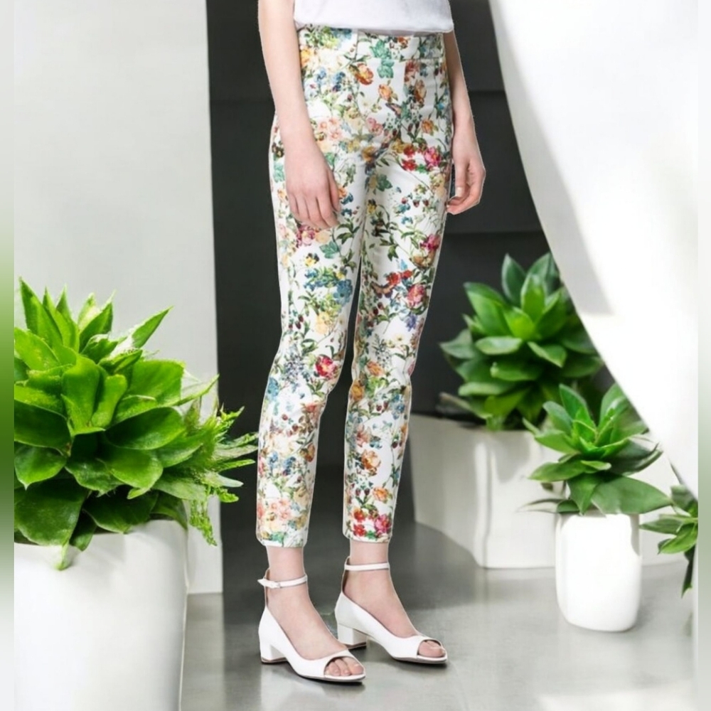 Zara Floral & Butterfly Print Ankle Length Pants